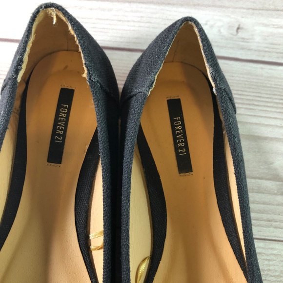 Forever 21 Flats with Studs Size 6 - Picture 4 of 5